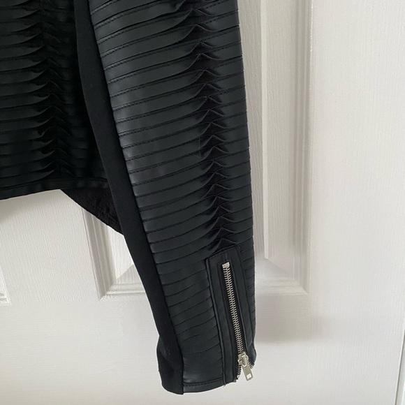 Faux Leather Pleated Lightweight Jacket - Picture 4 of 4